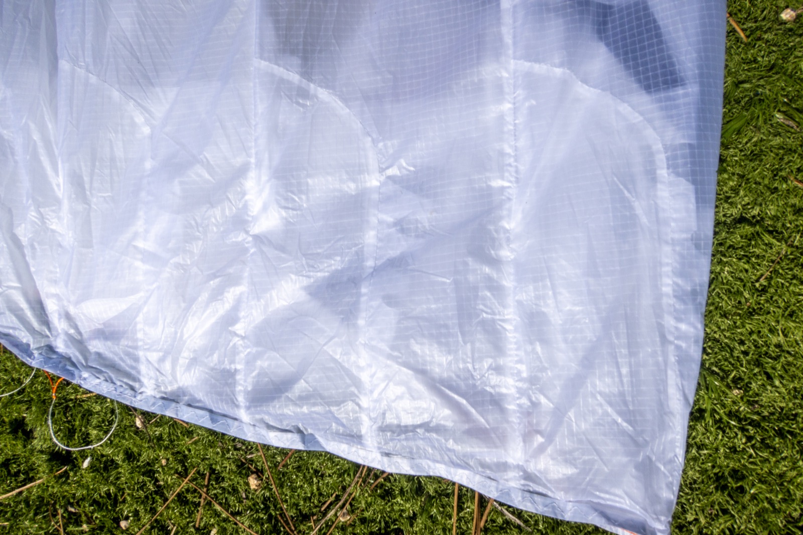 Le tissu d'un parapente : polyamide, enduction et ripstop